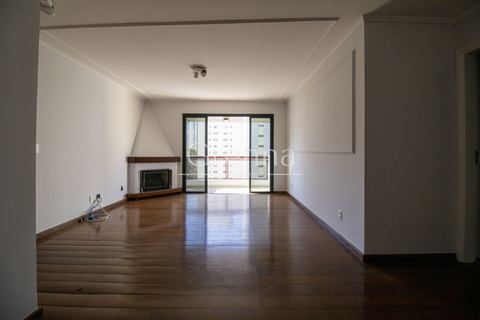 Apartamento à venda em Moema, 115 m²