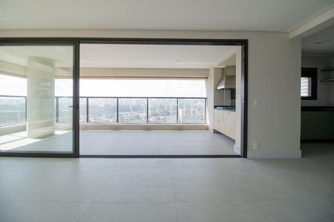 Apartamento à venda em Moema, 153 m²