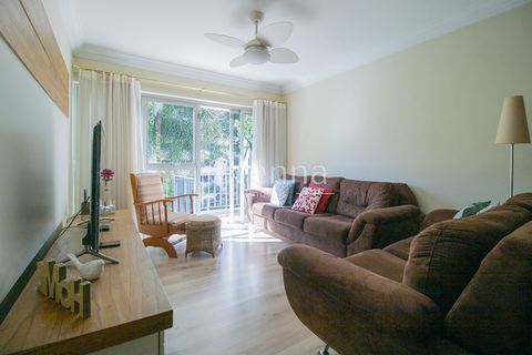Apartamento à venda em Moema, 160 m²