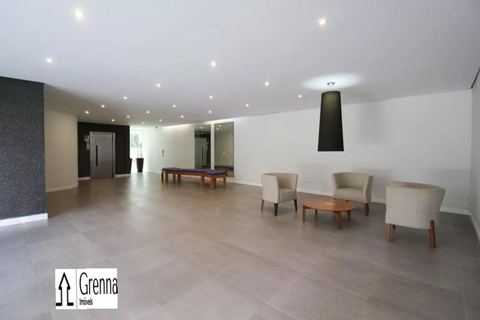Apartamento à venda em Moema, 170 m²