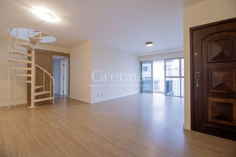 Apartamento à venda em Moema, 250 m²