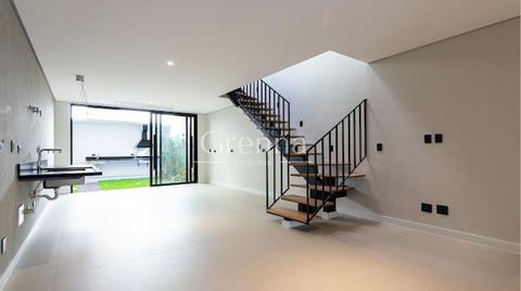 Sobrado à venda em Vila Nova Conceição, 140 m²