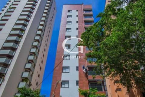 Apartamento à venda em Moema, 111 m²