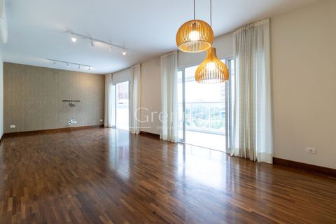 Apartamento para alugar em Moema, 158 m²