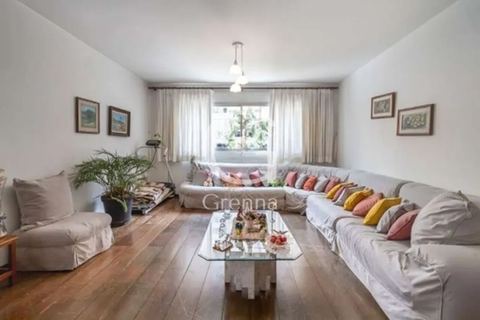Apartamento à venda em Moema, 206 m²