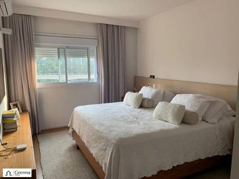 Apartamento à venda em Brooklin Paulista, 185 m²