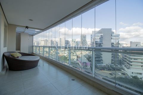 Apartamento à venda em Pinheiros, 77 m²