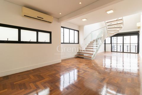 Cobertura à venda em Moema, 314 m²