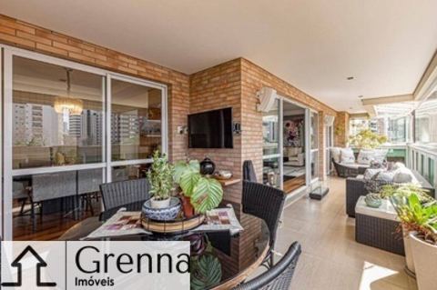 Apartamento à venda em Brooklin Paulista, 245 m²