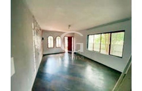 Casa Assobradada à venda em Cerqueira César, 140 m²