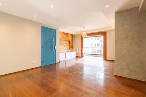 Apartamento para alugar em Moema, 115 m²