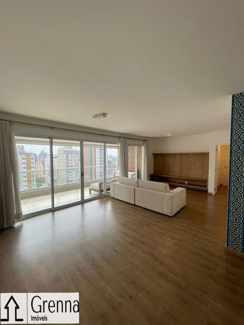 Apartamento para alugar em Pinheiros, 140 m²
