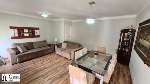 Apartamento à venda em Moema, 111 m²
