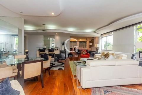 Apartamento à venda em Itaim Bibi, 180 m²