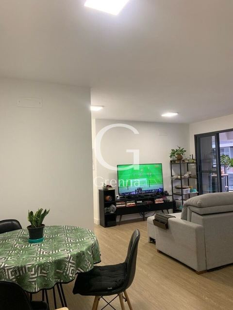 Apartamento para alugar em Jardim das Acácias, 93 m²