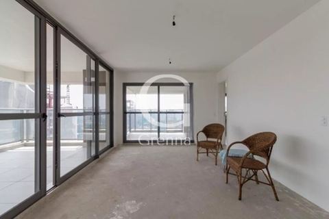 Apartamento à venda em Moema, 157 m²