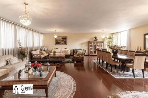 Apartamento à venda em Moema, 275 m²