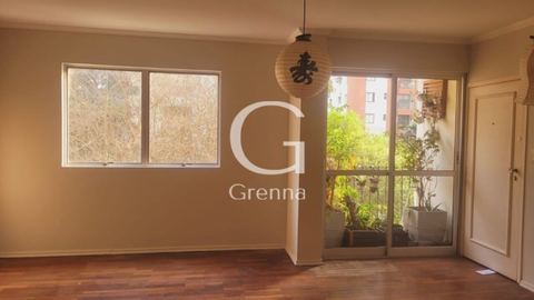 Apartamento à venda em Moema, 110 m²