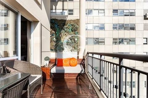 Duplex à venda em Moema, 163 m²
