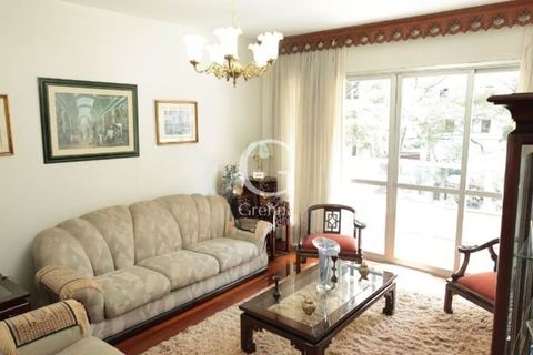 Apartamento à venda em Moema, 198 m²