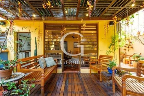 Casa Assobradada à venda em Planalto Paulista, 304 m²