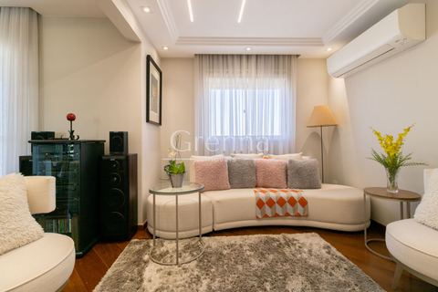 Cobertura para alugar em Moema, 256 m²