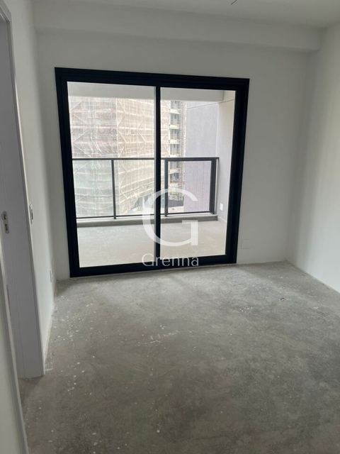 Apartamento à venda em Moema, 40 m²