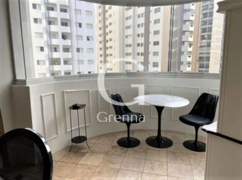 Apartamento à venda em Moema, 117 m²