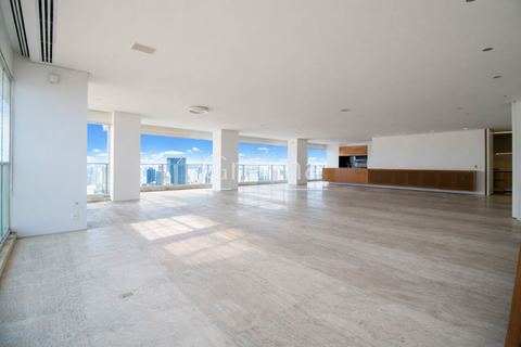 Apartamento para alugar em Pinheiros, 335 m²