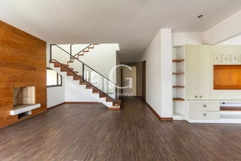 Cobertura à venda em Moema, 454 m²