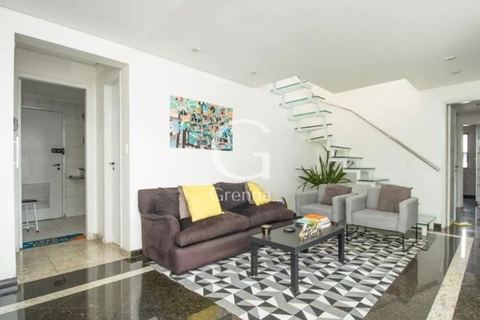 Cobertura à venda em Moema, 193 m²