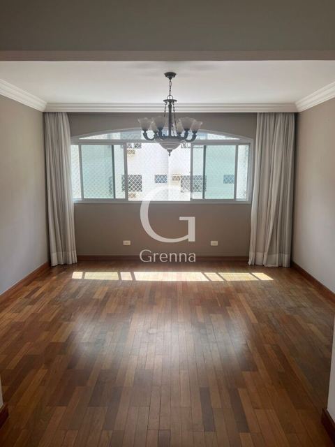 Apartamento à venda em Moema, 204 m²