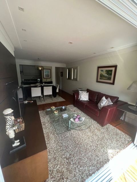 Apartamento à venda em Vila Olímpia, 94 m²