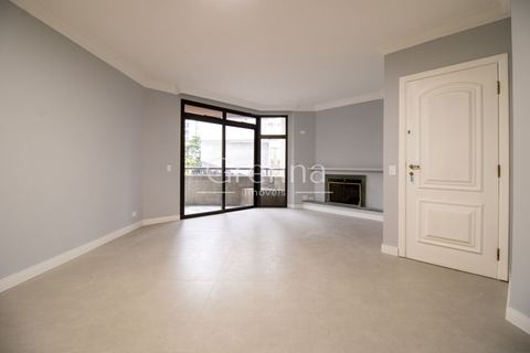 Apartamento para alugar em Moema, 121 m²