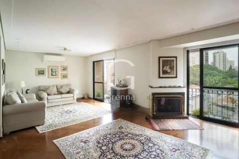 Apartamento à venda em Vila Nova Conceição, 217 m²