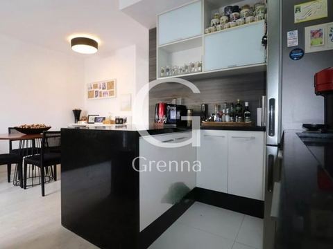 Apartamento à venda em Moema, 90 m²