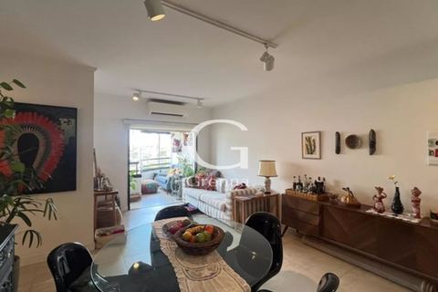 Apartamento à venda em Vila Madalena, 90 m²