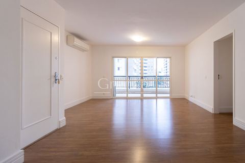 Apartamento para alugar em Moema, 102 m²