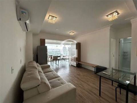 Apartamento à venda em Brooklin Paulista, 52 m²