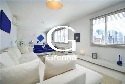 Apartamento para alugar em Cerqueira César, 243 m²