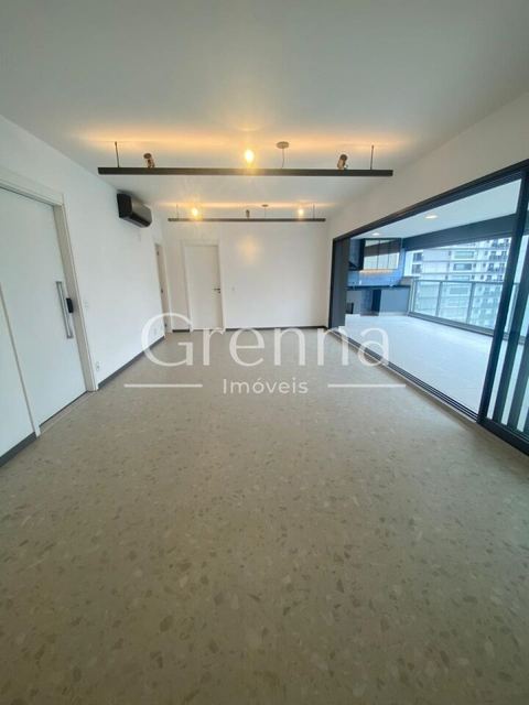 Apartamento para alugar em Pinheiros, 164 m²