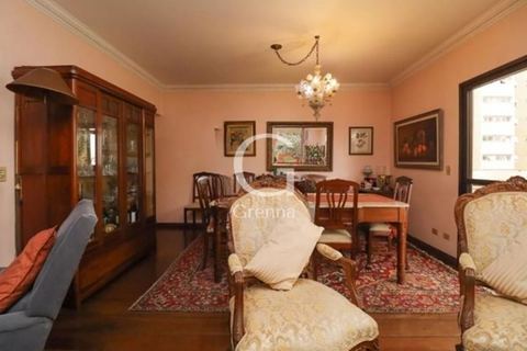 Apartamento à venda em Pinheiros, 180 m²
