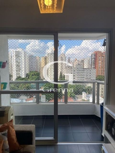 Apartamento à venda em Moema, 70 m²