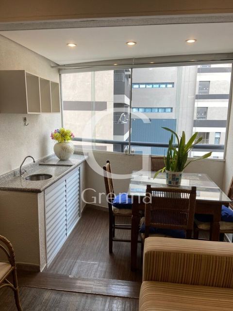 Apartamento à venda em Moema, 55 m²