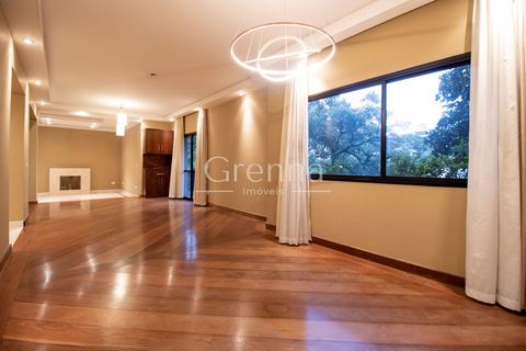 Apartamento à venda em Moema, 188 m²