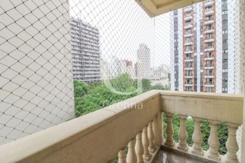 Apartamento à venda em Moema, 65 m²