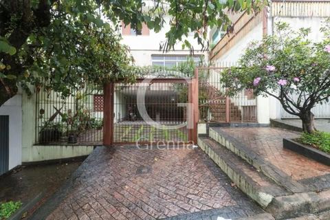 Casa Assobradada à venda em Sumaré, 250 m²