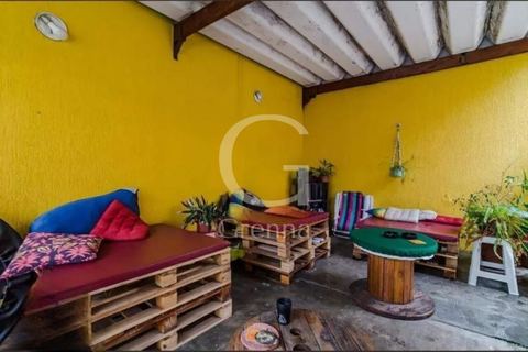 Sobrado à venda em Pinheiros, 90 m²
