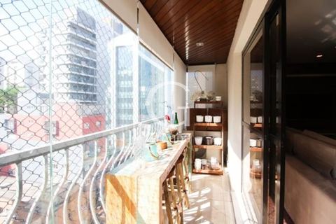 Apartamento à venda em Vila Nova Conceição, 165 m²