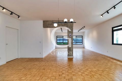 Apartamento à venda em Cerqueira César, 220 m²